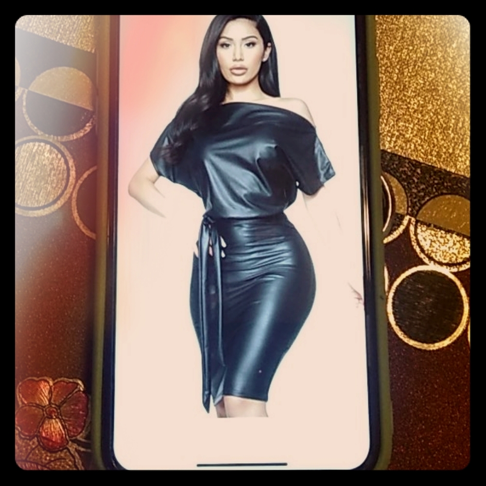 More to the store Midi Dress